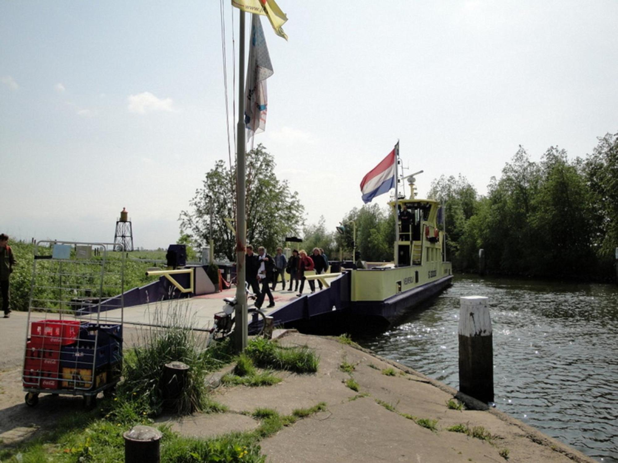 Bed And Breakfast De Dijk Zuid-Beijerland Dış mekan fotoğraf
